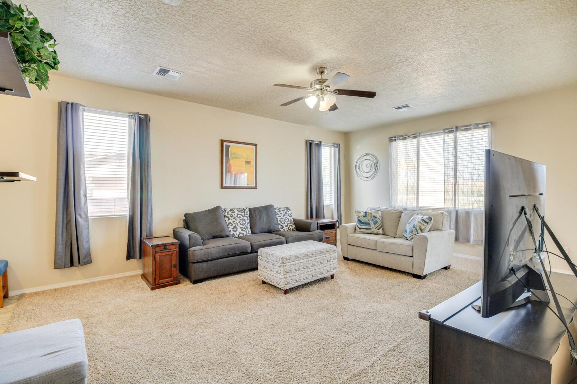 Family-Friendly Home With Mtn View In Albuquerque! Luaran gambar